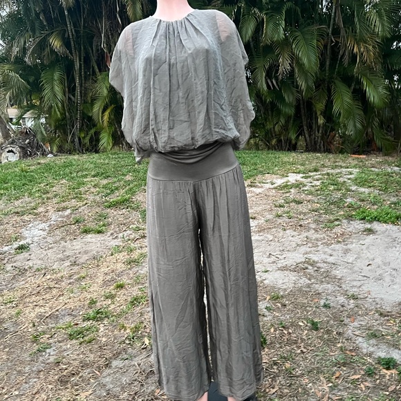 Set - Picture 4 of 9